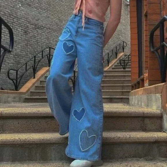 Social Tourist Ultra Highrise Baggy Wide Heart Patch Jeans - Picture 1 of 10